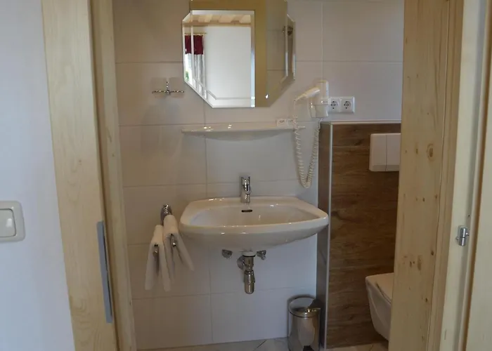 Haus Stueckler Daire Steinbach am Attersee